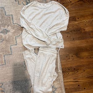 Project Social T Grey Lounge Set